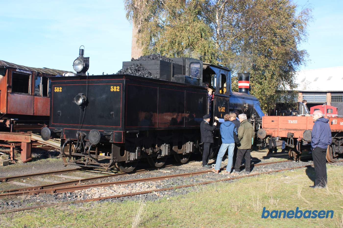 Damplokomotivet har fået kul og vand på og er klar til at køre til København