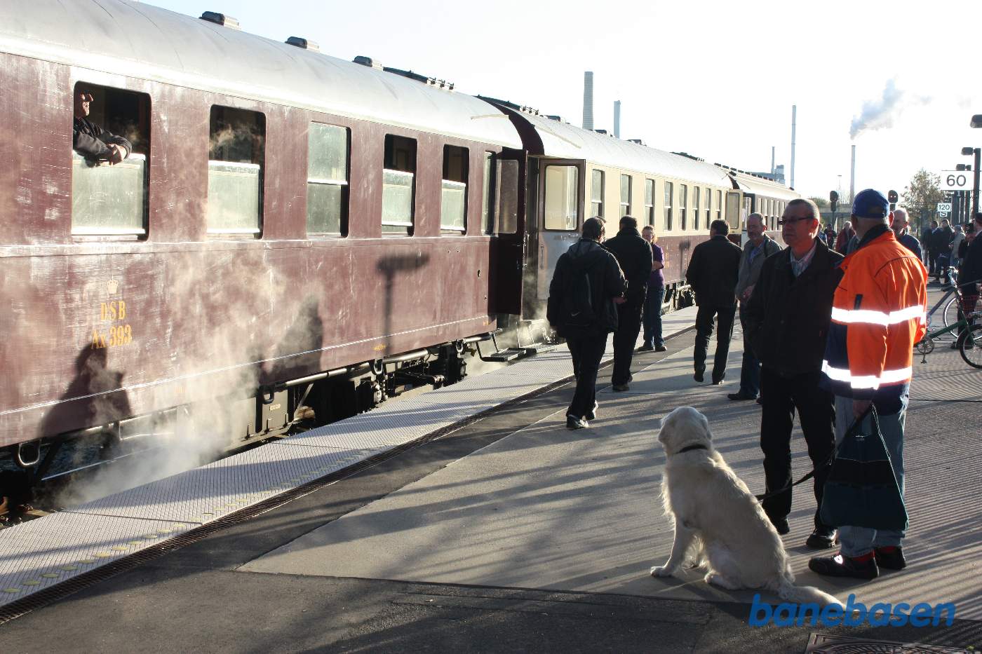 Et kort ophold, som giver mulighed for fotografering på stationen Et kort ophold, som giver mulighed for fotografering på stationen