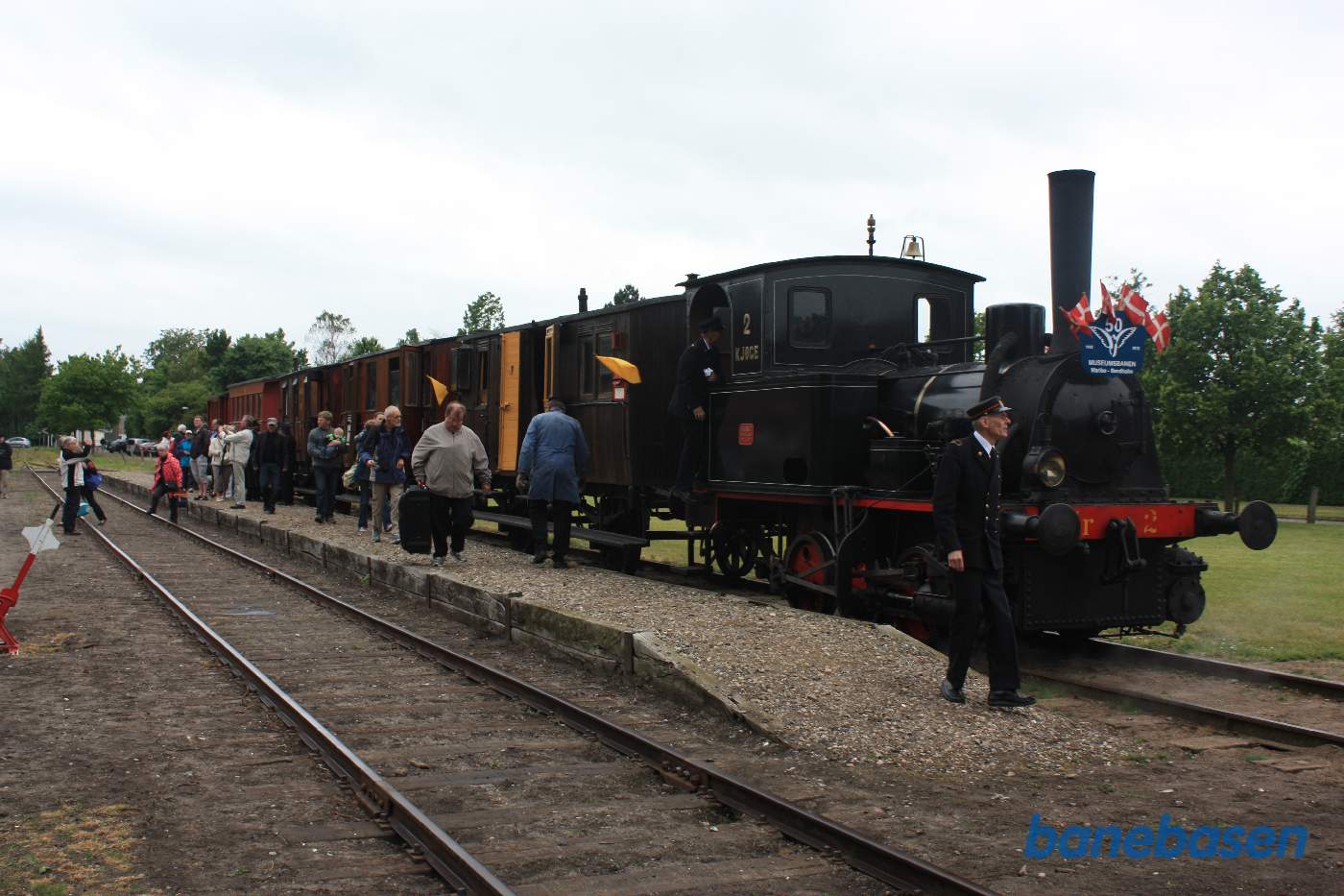 Damptoget fra Maribo ankommet i spor 3