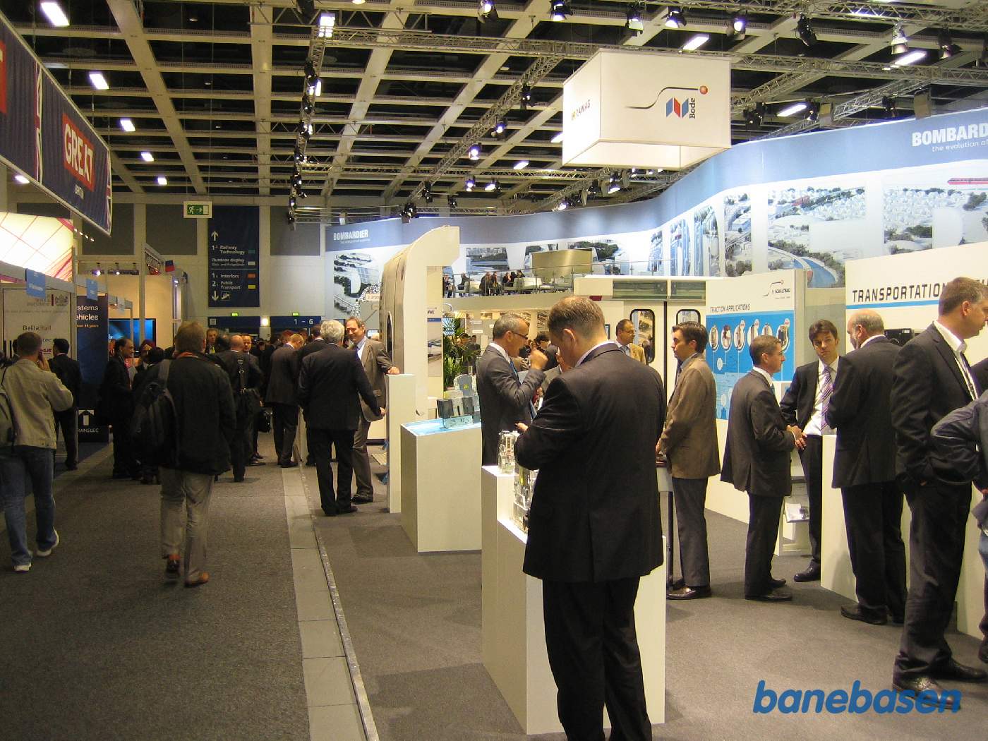 Bombardiers store stand i udstillingshallerne