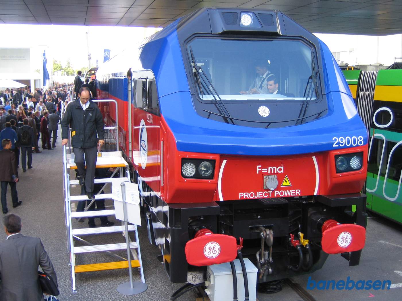 Et stort diesellokomotiv fra GE i USA