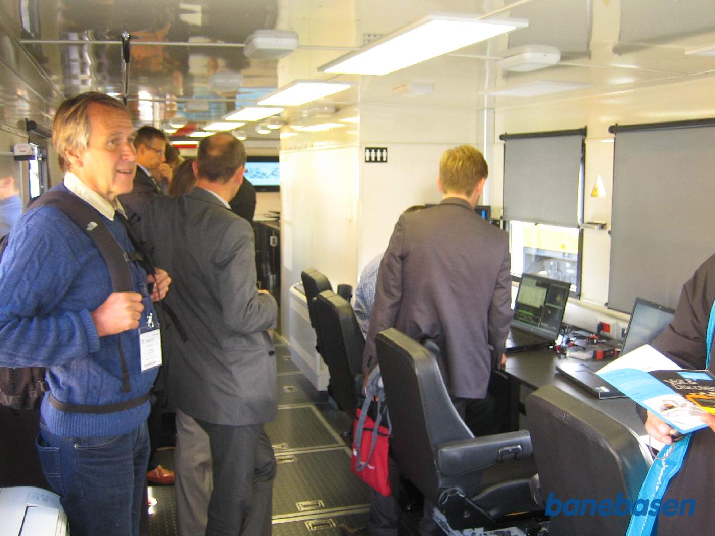 Inde i måletoget er der fyldt med computerudstyr