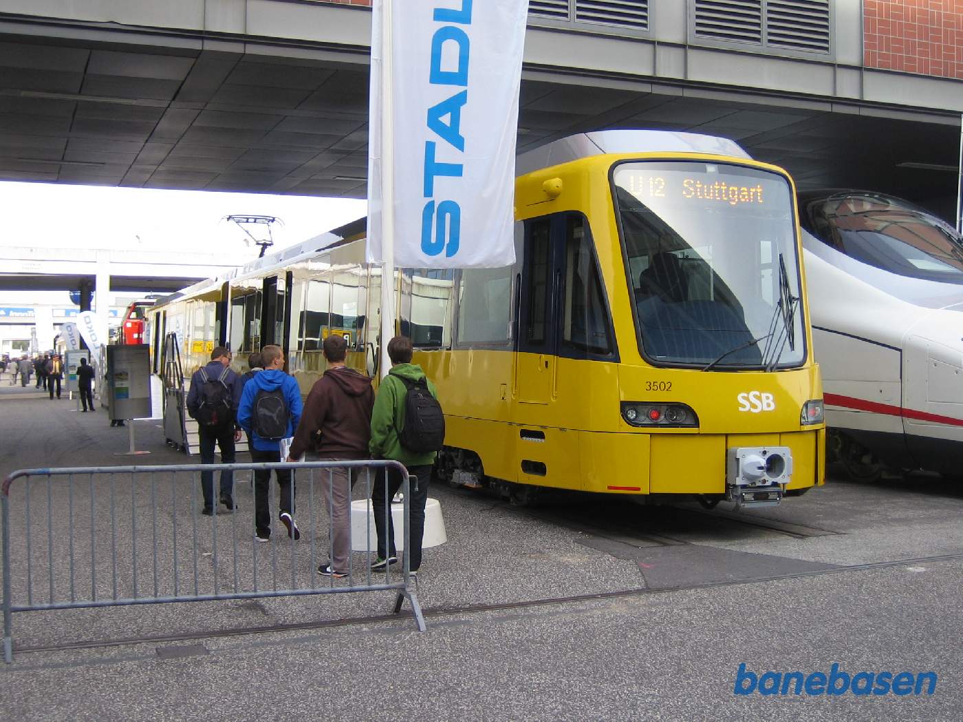 Et letbanetog til Stuttgart i Tyskland