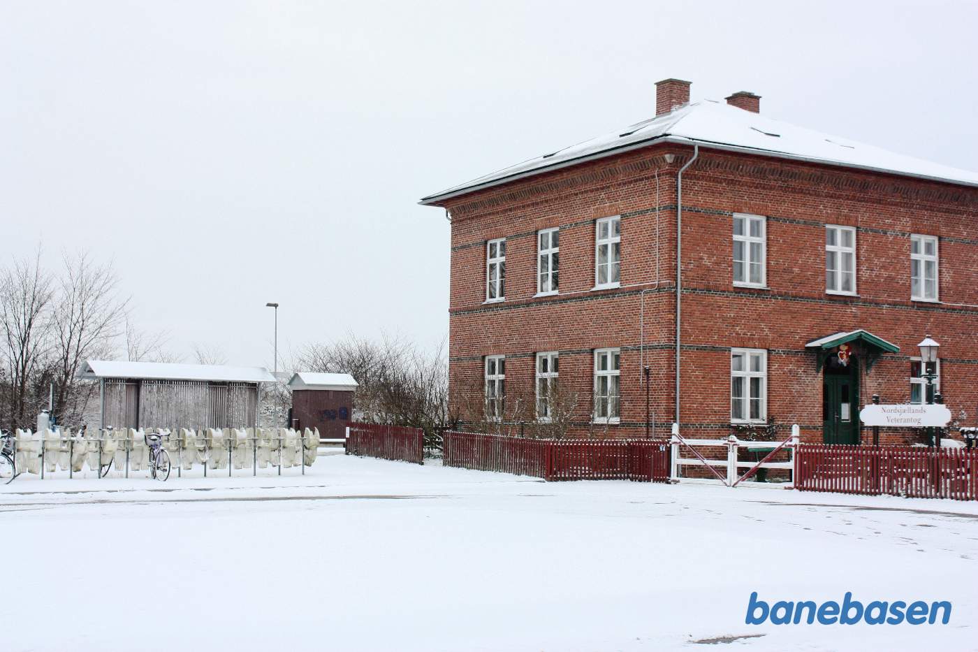 Græsted station efter et godt snefald Græsted station efter et godt snefald