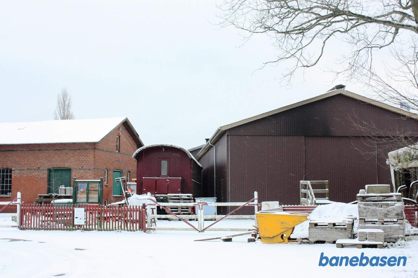 Græsted station efter et godt snefald Græsted station efter et godt snefald