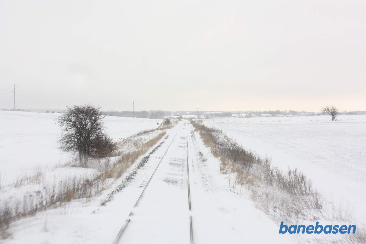 Efter Gilleleje stilnede snestormen af, flot med de sneklædte marker
