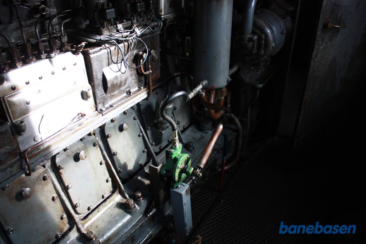 Ny monteret vingepumpe der kan give fortrykssmøring af motoren, inden den startes Ny monteret vingepumpe der kan give fortrykssmøring af motoren, inden den startes