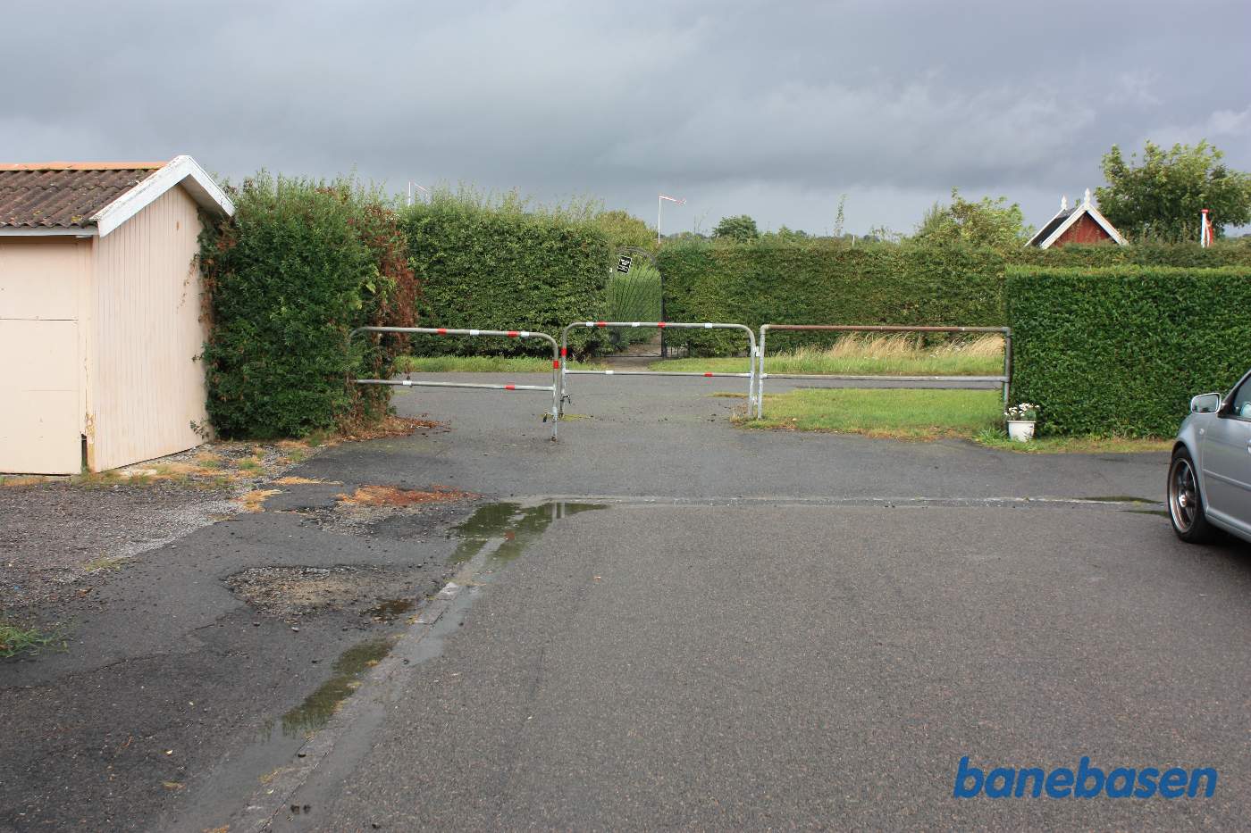 Ystadvej. Banen passere forbi for enden af vejen Ystadvej. Banen passere forbi for enden af vejen