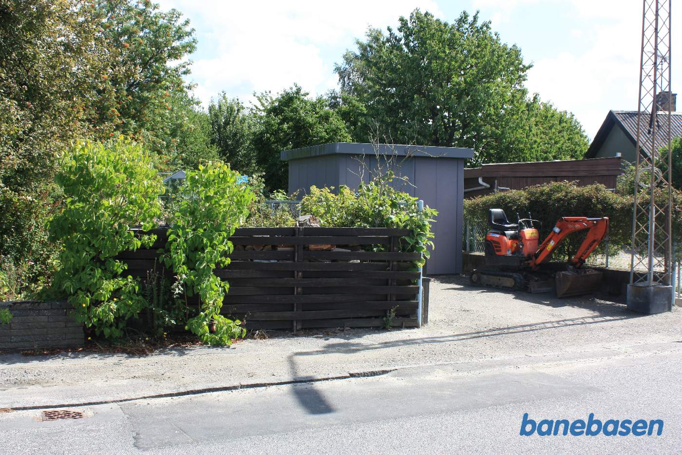 Ydunsvej. Banen fortsatte denne vej mod Nexø Ydunsvej. Banen fortsatte denne vej mod Nexø