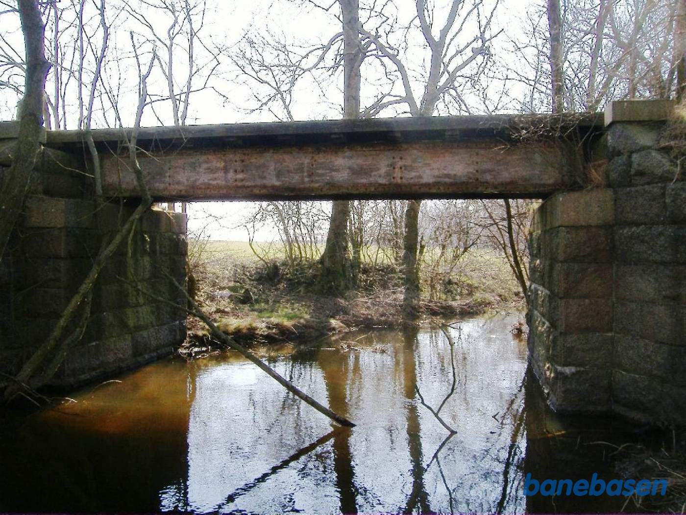 Banen krydsede Øle Å på denne bro Banen krydsede Øle Å på denne bro