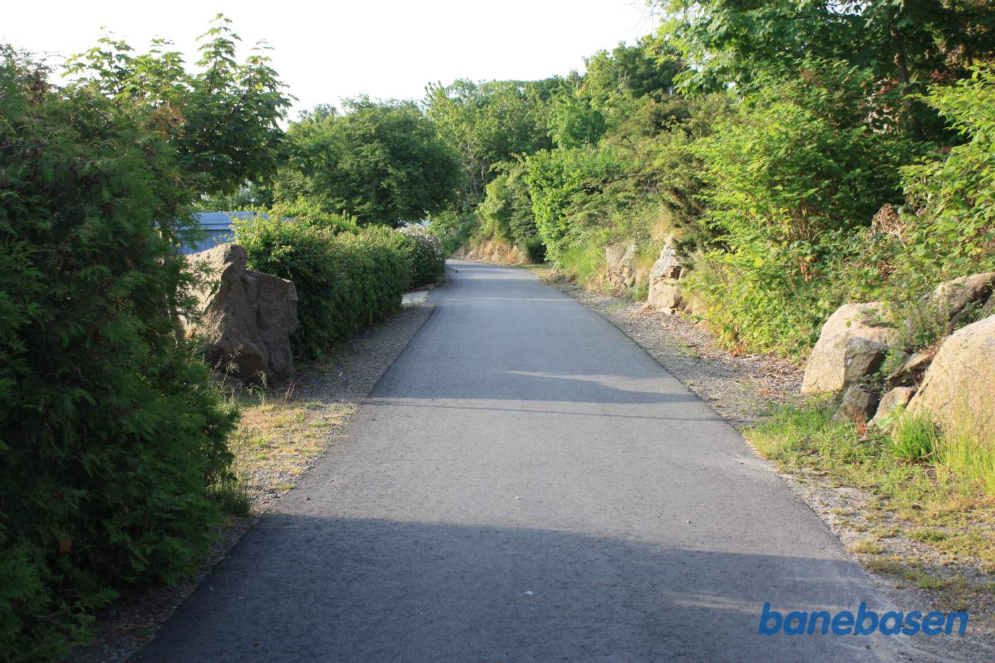 Vi er på Madseløkke og kigger i retning mod Sandvig Vi er på Madseløkke og kigger i retning mod Sandvig