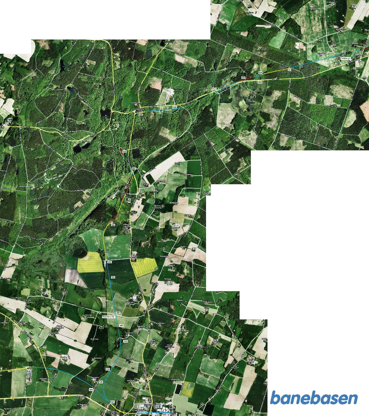 2014 sattelitfoto med DBJ indtegnet. Aakirkeby - Aaløse. Numrene på kortet er fotografens geografiske placering, der nu er erstattet af gps-koordinaterne