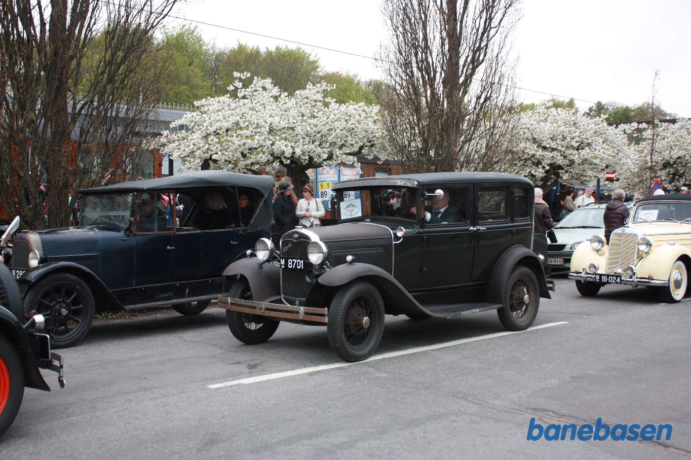 Flere veteranbiler holder klar