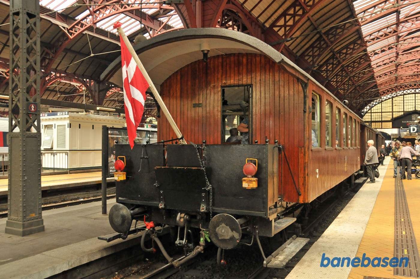 Festligt slutsignal på toget