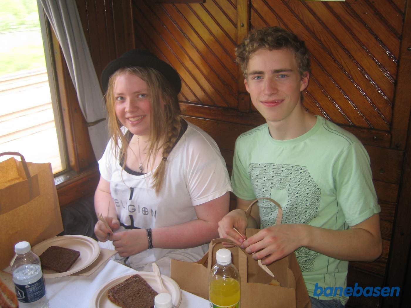 I toget blev der serveret frokost