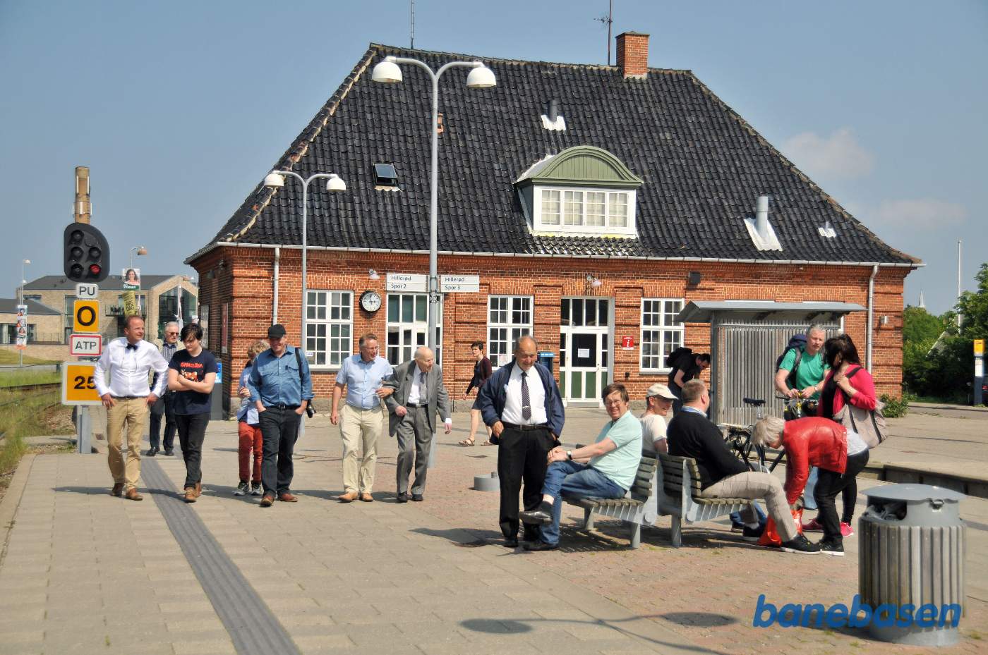 Gæsterne er på vej tilbage fra en dejlig bytur Gæsterne er på vej tilbage fra en dejlig bytur