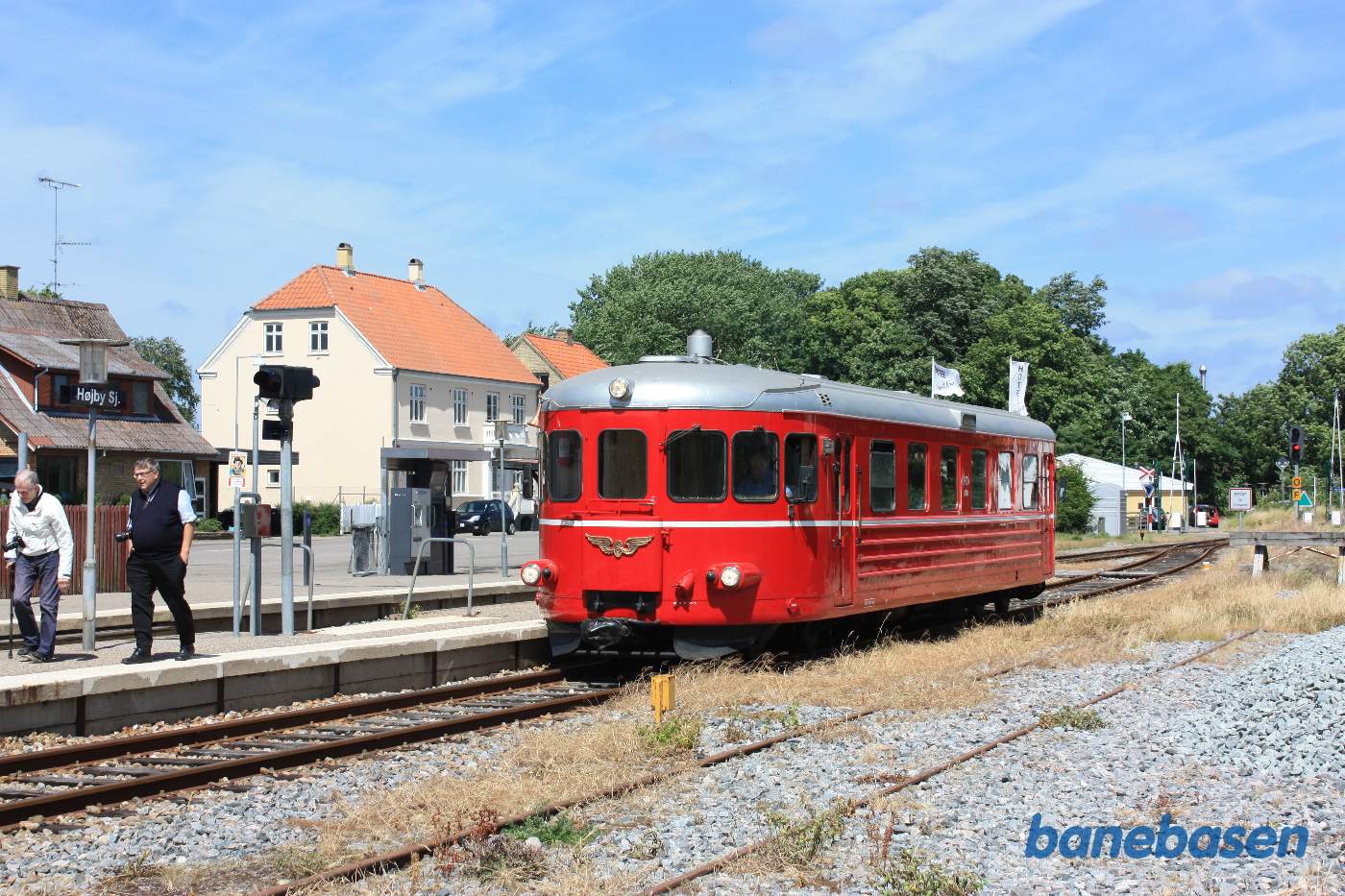 Endnu et fotostop her på Højby, vi er på vej mod Holbæk Endnu et fotostop her på Højby, vi er på vej mod Holbæk
