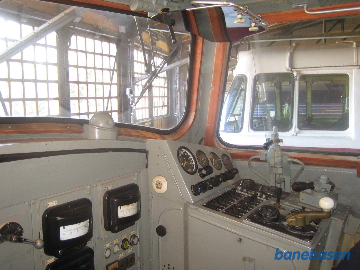 Vi er i Førerrummet på et lokomotiv