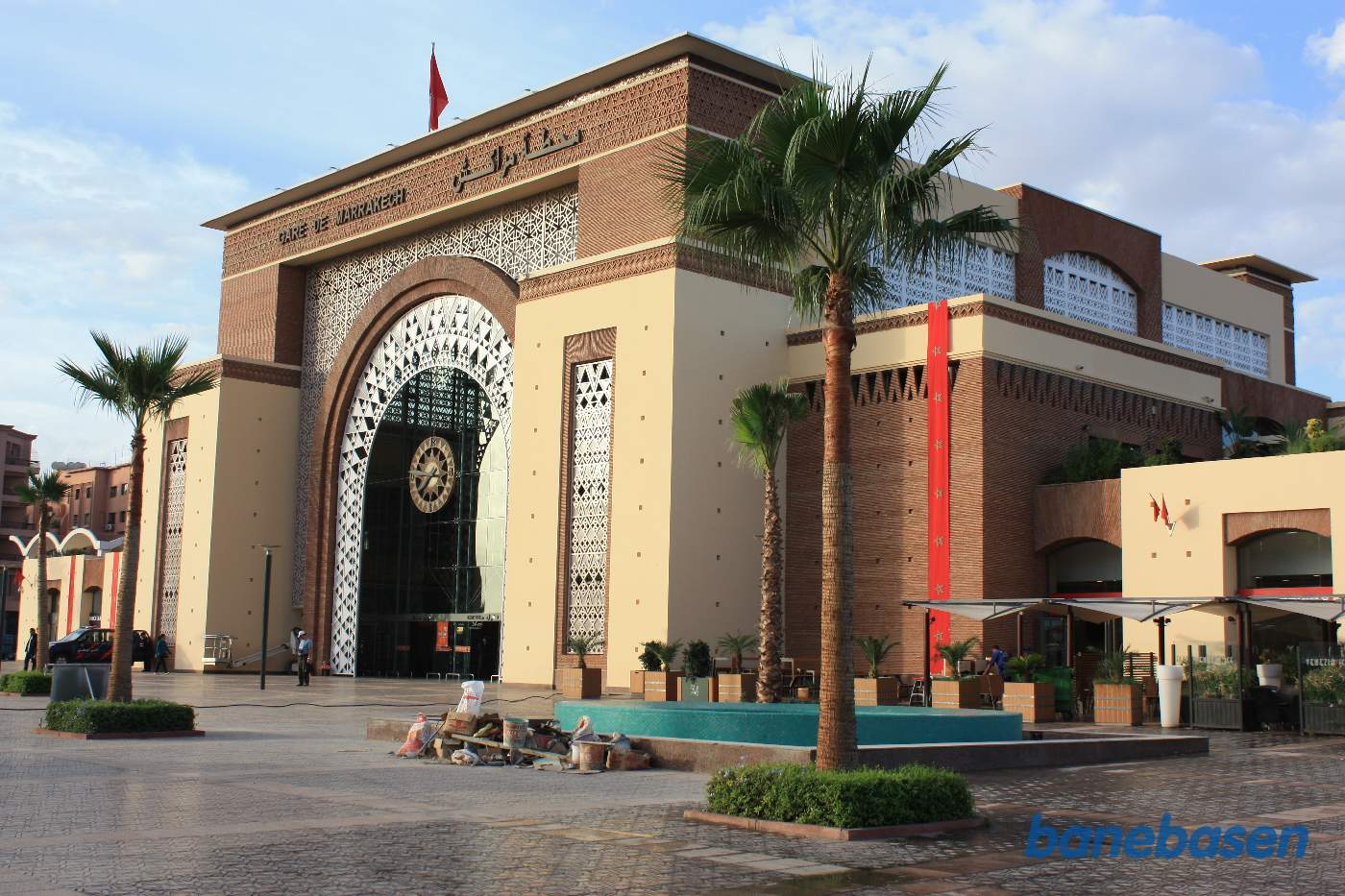 Banegården set fra vejen