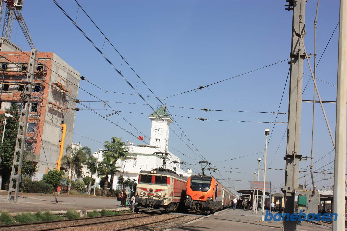 Persontoget til Marrakech 12.50 holder i spor 2