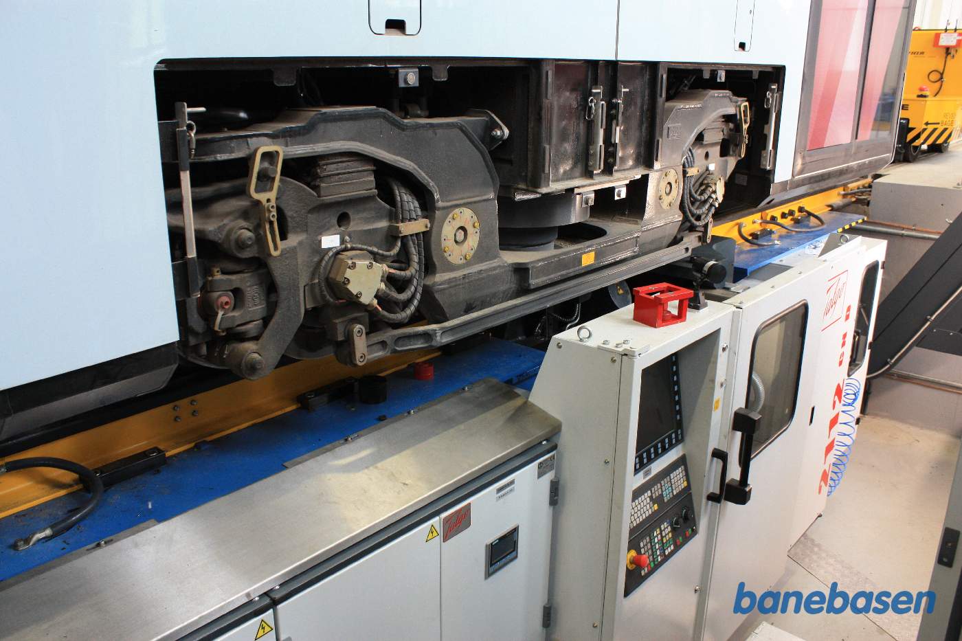 Et tog placeret ved Underfloor hjuldrejebænken Et tog placeret ved Underfloor hjuldrejebænken