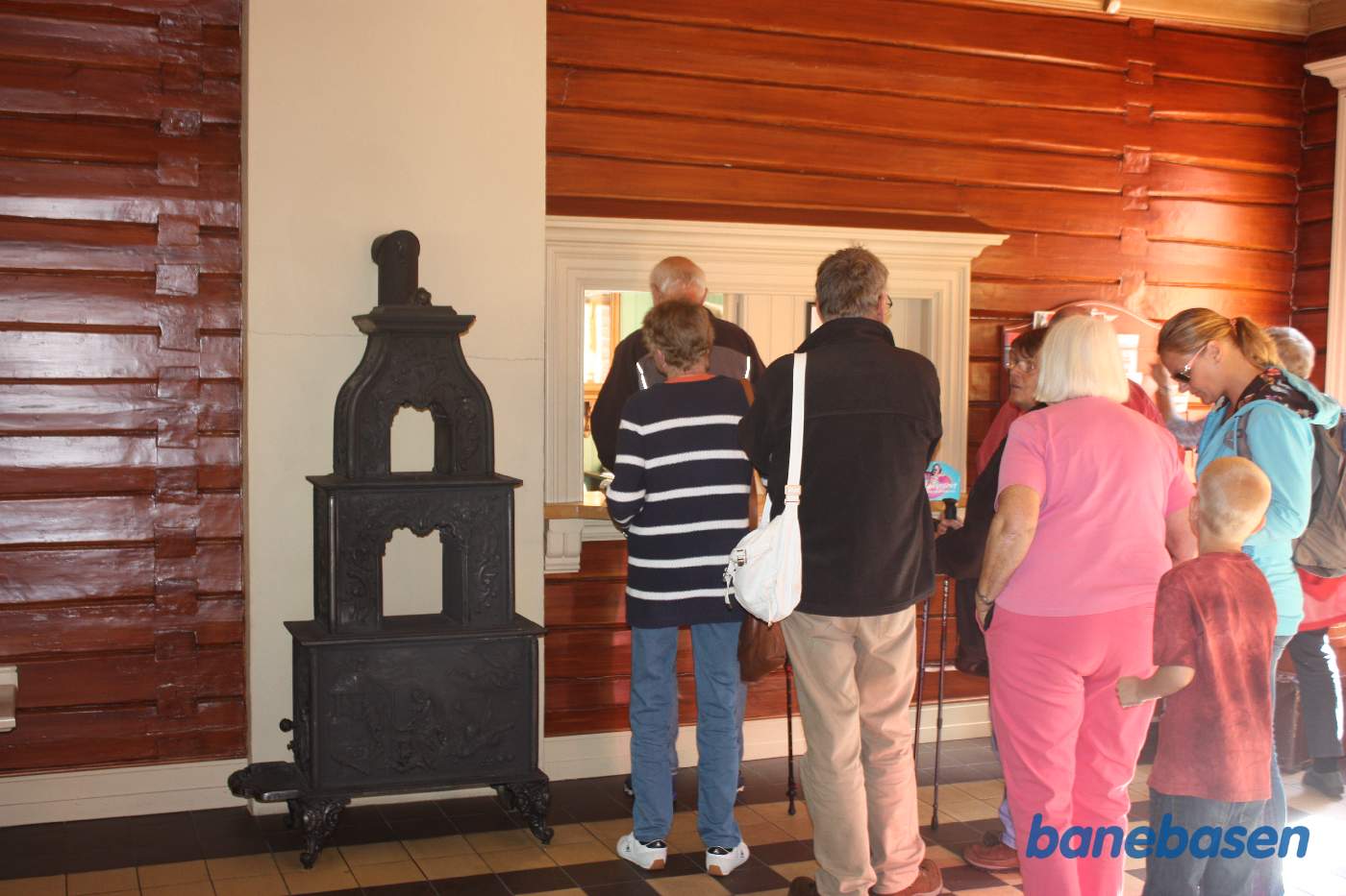 Billetsalget inde i den flot restaurerede stationsbygning