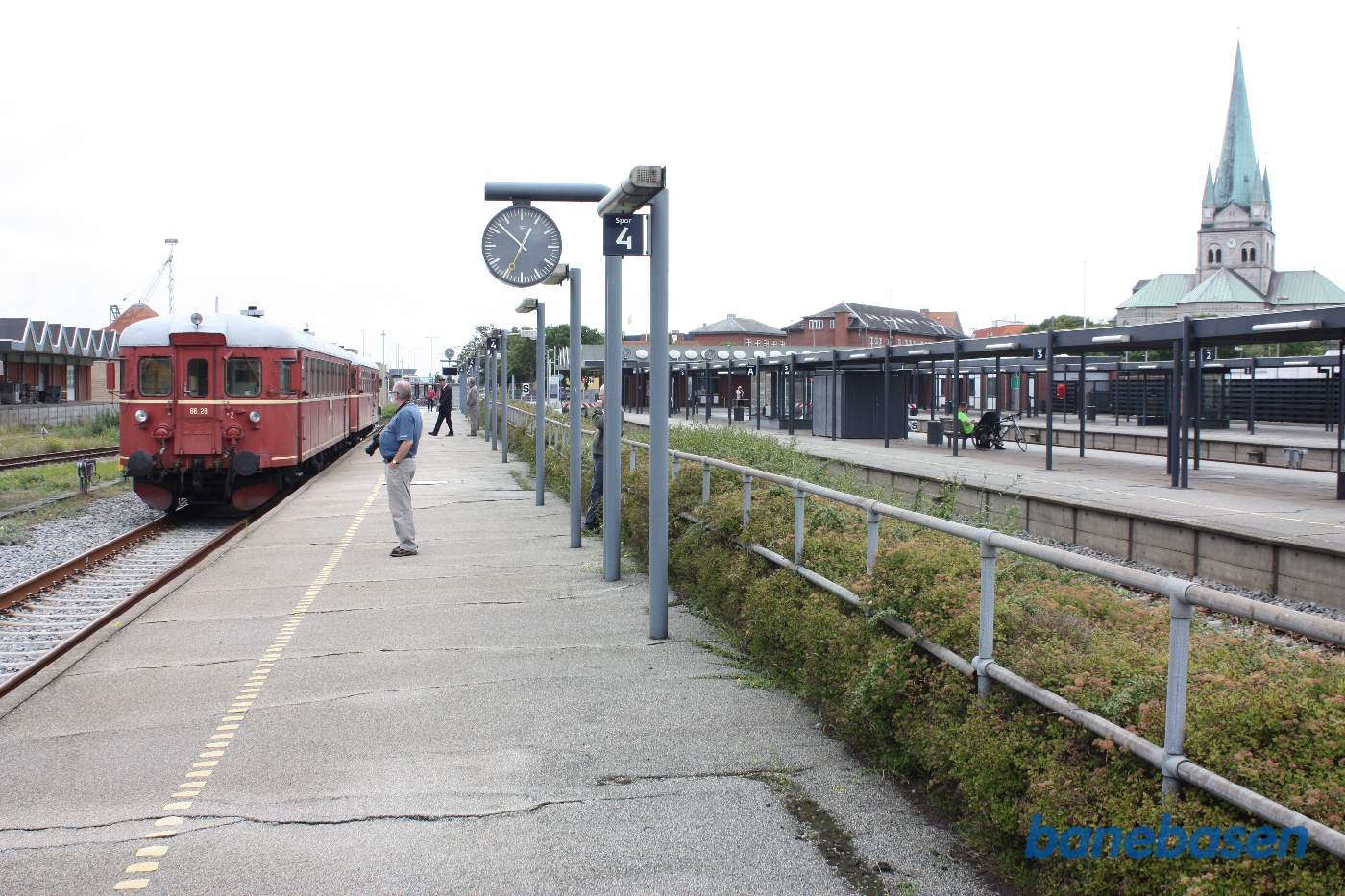 Efter 3 timers ophold, vender gæsterne tilbage til toget
