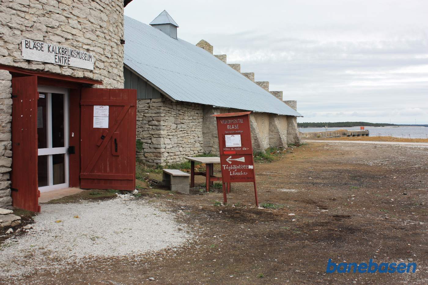 Her er indgangen til museet
