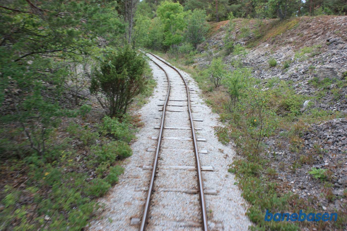 Et bagskud ud langs banen