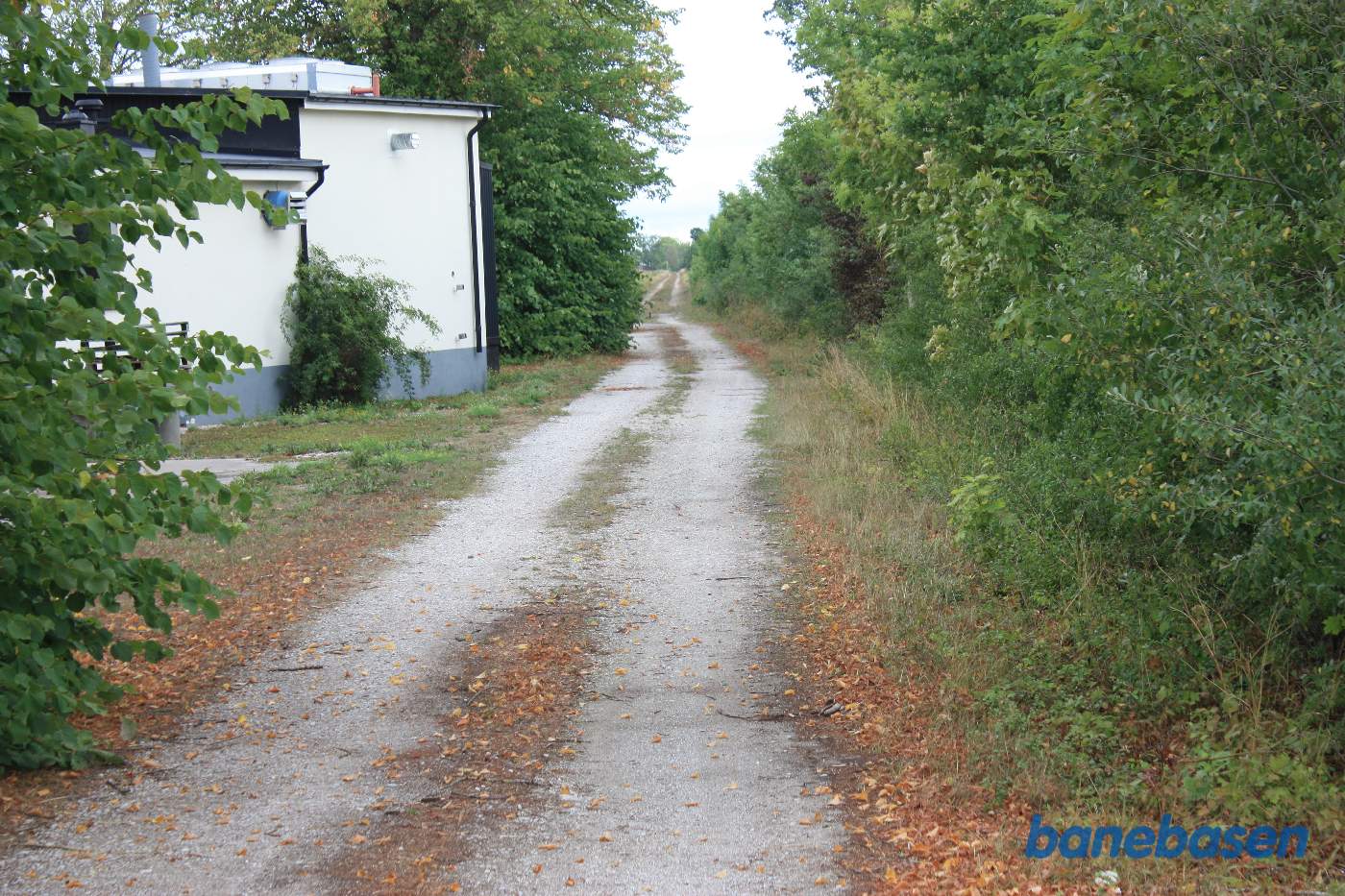 Den gamle jernbanetracé mod Slite er i dag en markvej
