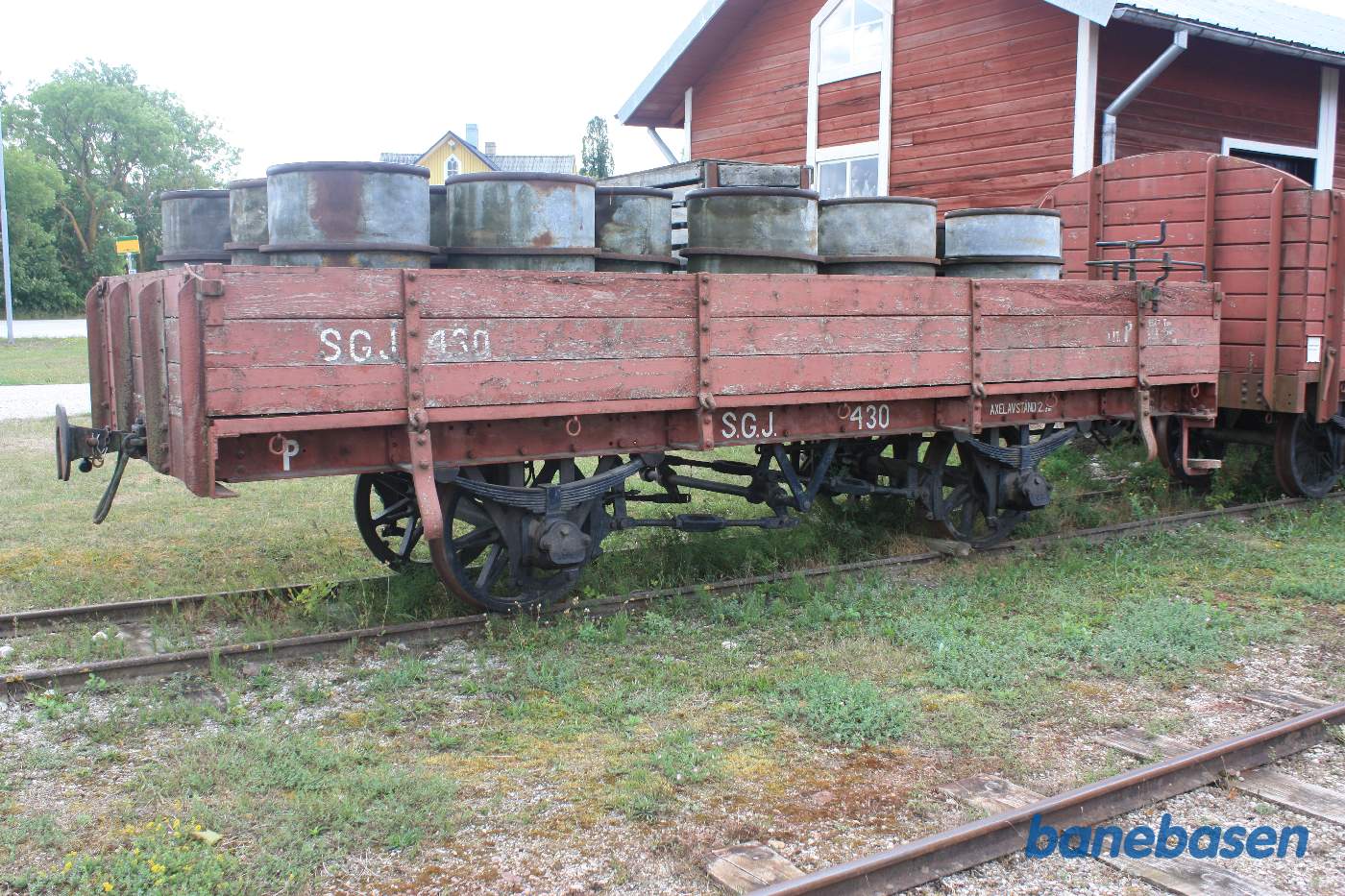 Godsvogn med tønder