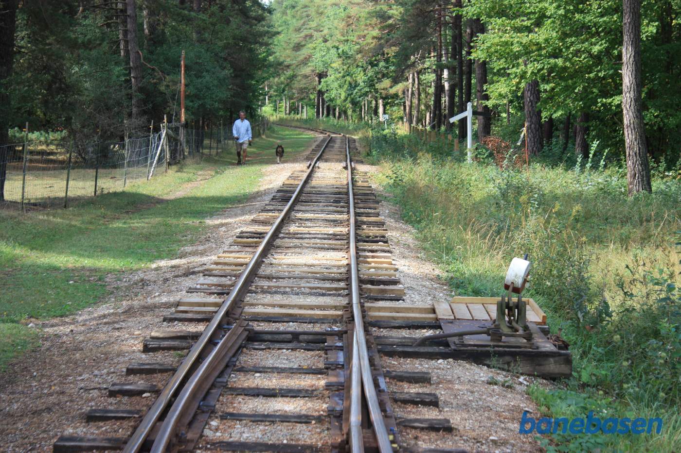 Vi er i udkørselsenden og kigger ud langs hovedsporet mod Roma