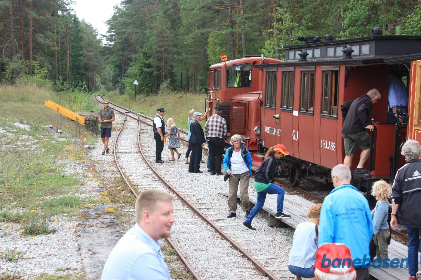 Efter et meget interessant foredrag, begiver gæsterne sig tilbage til toget igen