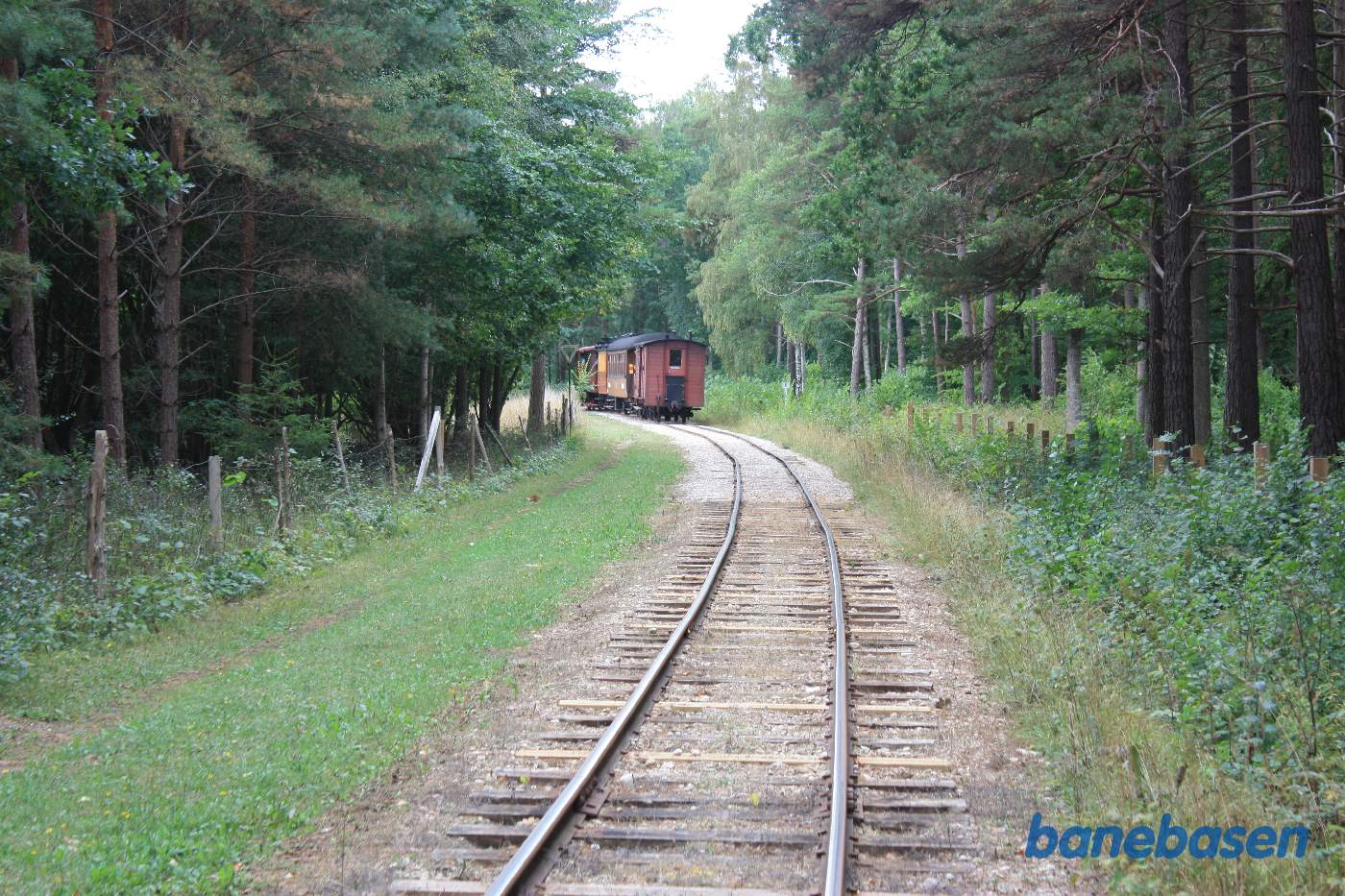 Næste tog mod Roma er på vej ud af stationen
