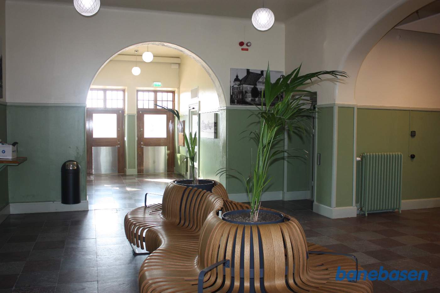 Ventesalen inde på stationen