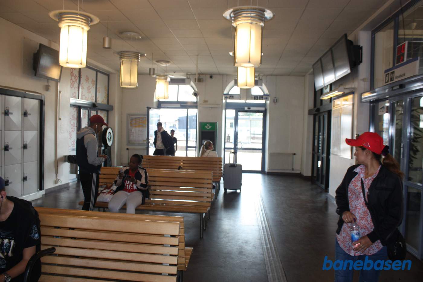 Ventesalen inde på stationen