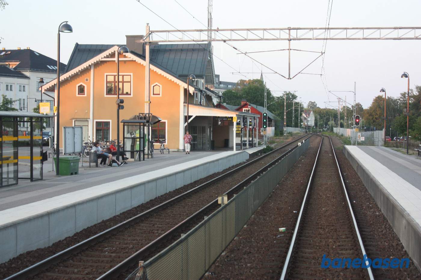 Et bagskud, på vej ind på Nybro station
