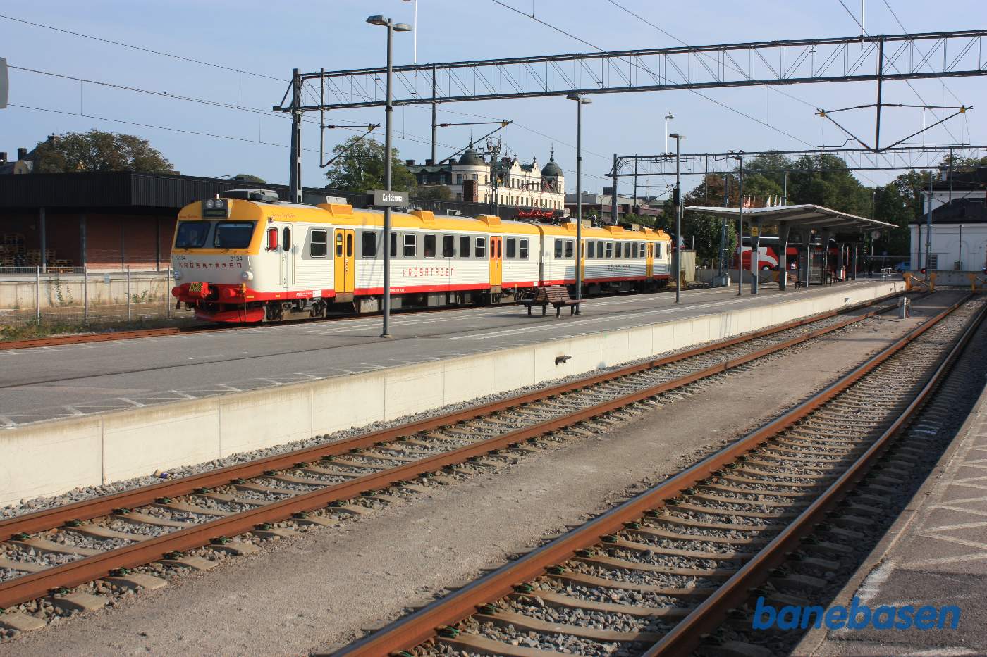 Et vue ud over de øvrige perronspor