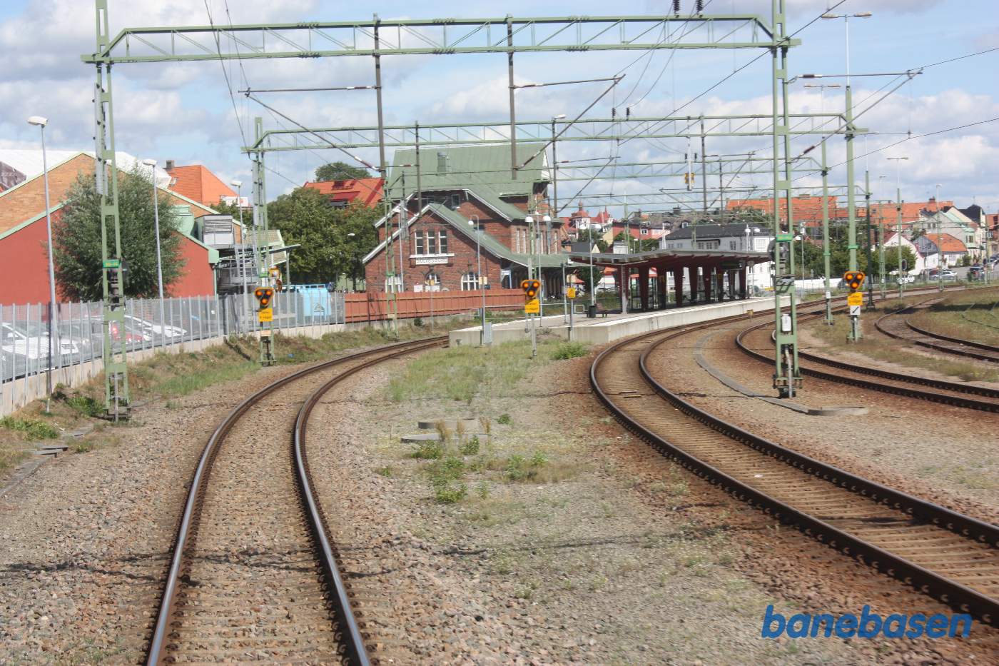 Et bagskud mens toget suser igennem Sölversborg station