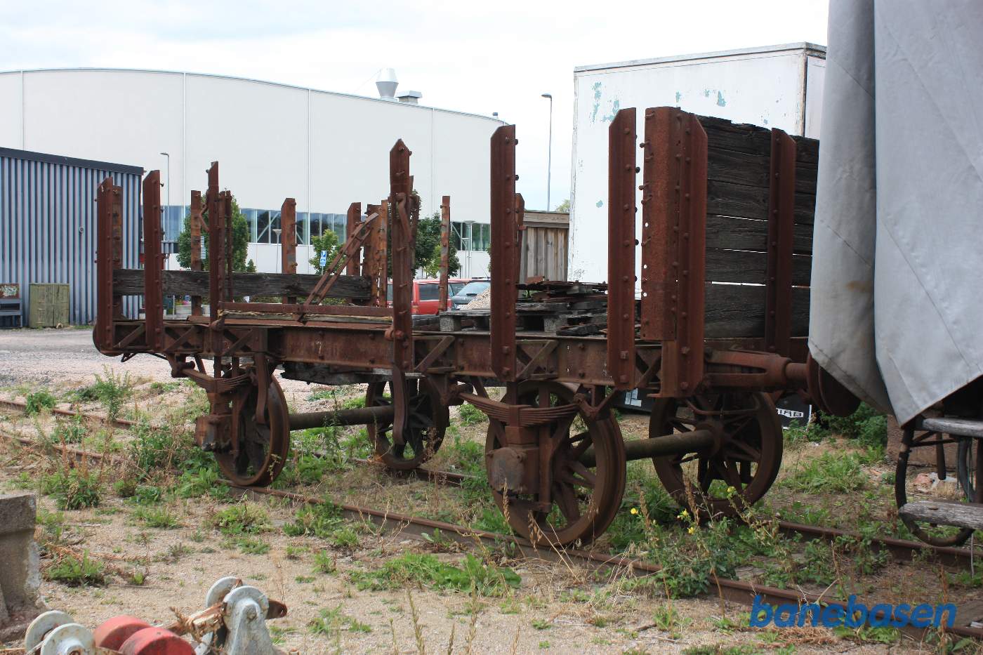 Resterne af en åben godsvogn