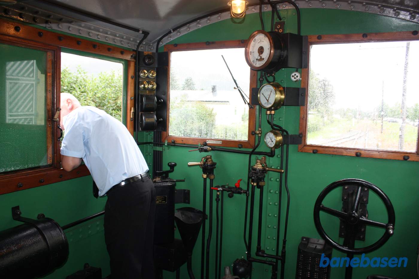 Et billede af førerrummet