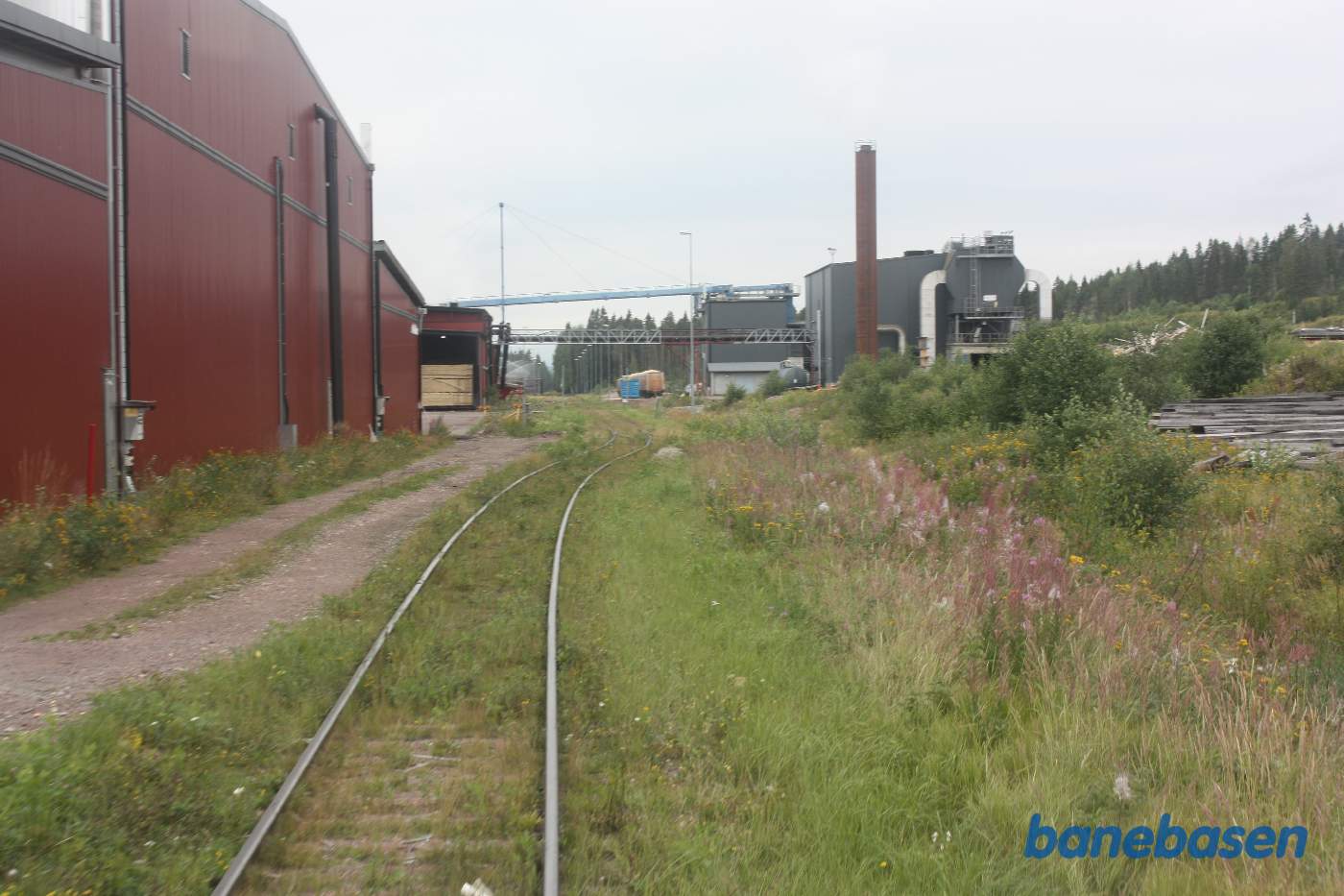 Et bagskud da toget kører tilbage til Mora, her ses savværket