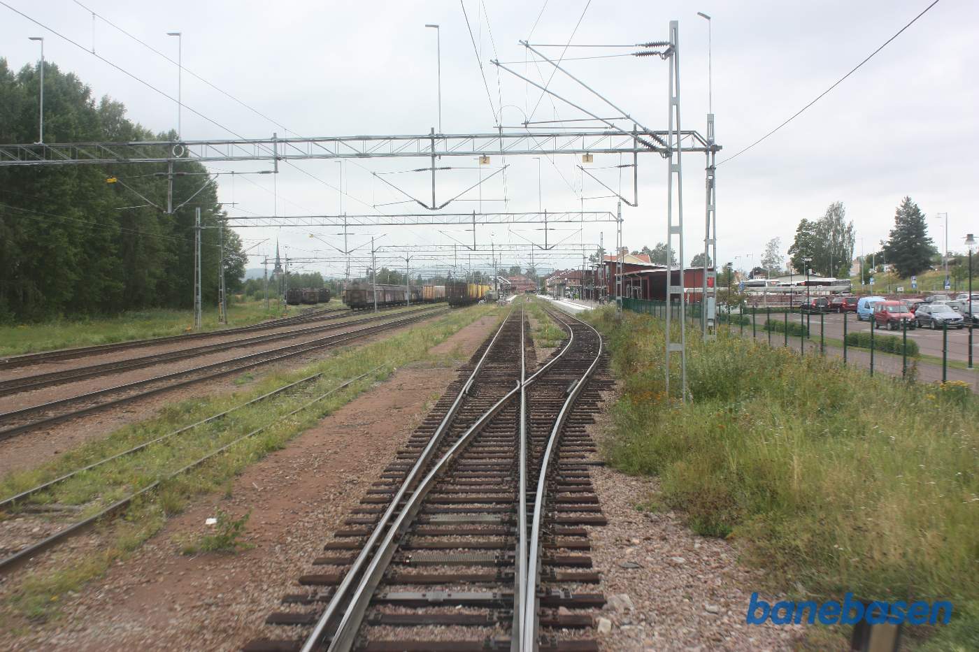 Et bagskud mens toget triller ud af stationen