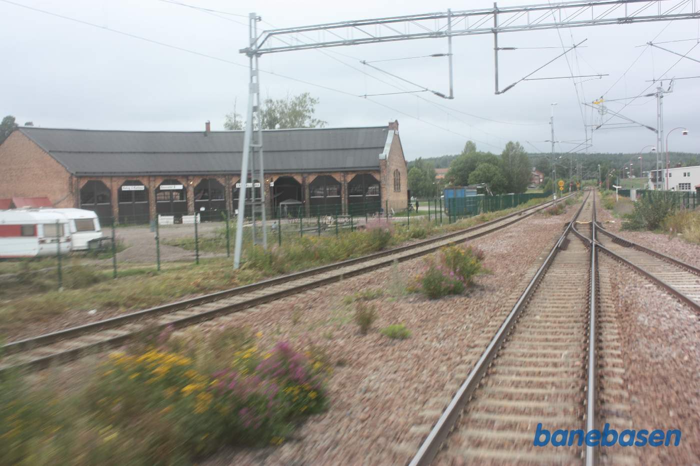 Et bagskud på Rättvik station, feriebyen ved søen der i dag bruger den gamle rundremise til venstre