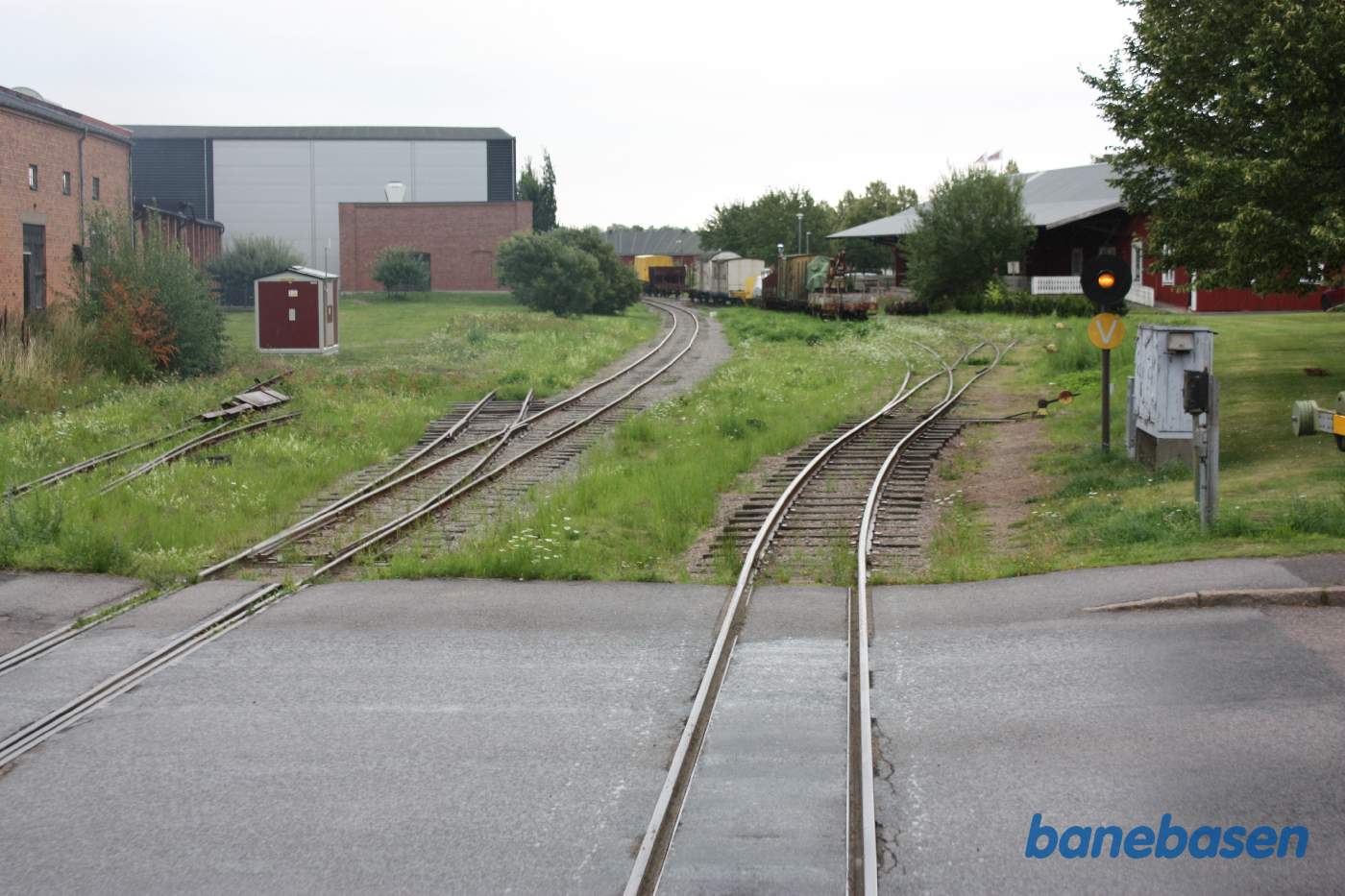 Da toget triller til perron, er der mulighed for et bagskud