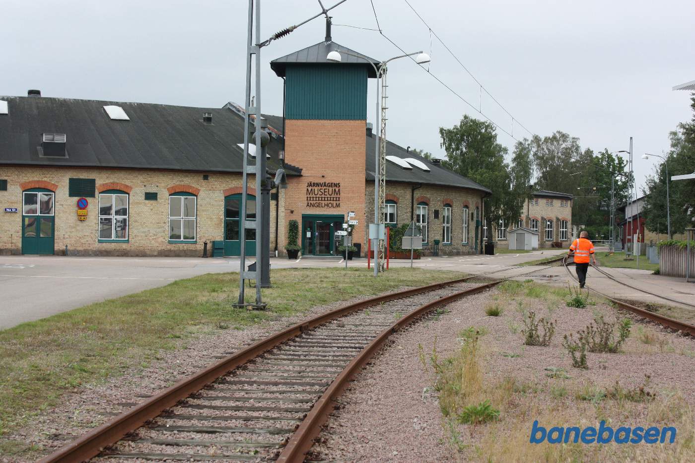 Vi er kommet til jernbanemuseet i Ängelholm, her museets hovedindgang