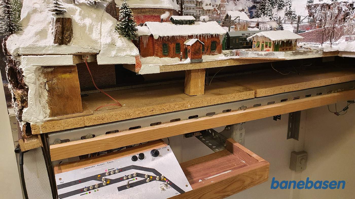 Hvis et tog afsporer inde i tunnelen, skal man kunne komme til Hvis et tog afsporer inde i tunnelen, skal man kunne komme til