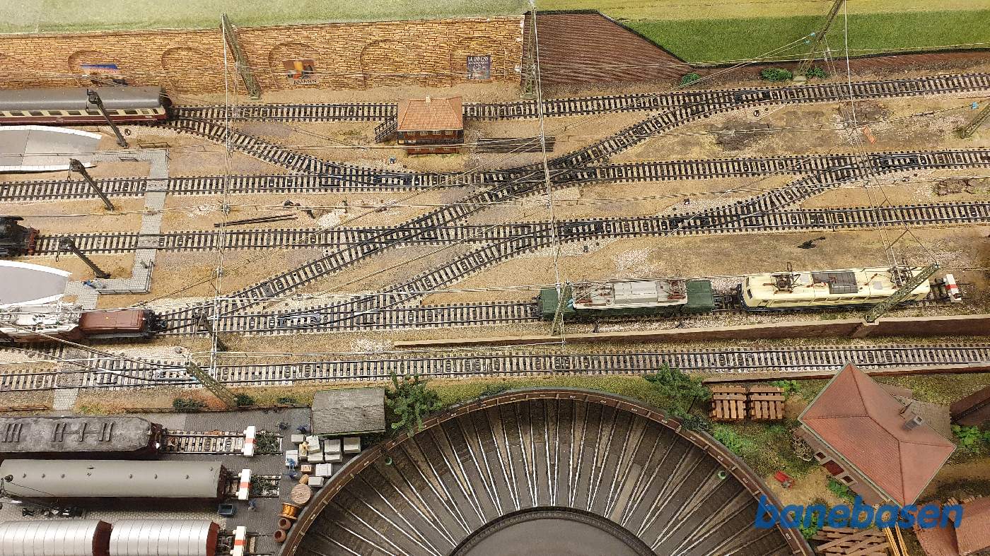 Luftfoto af sporområdet på den store station Luftfoto af sporområdet på den store station