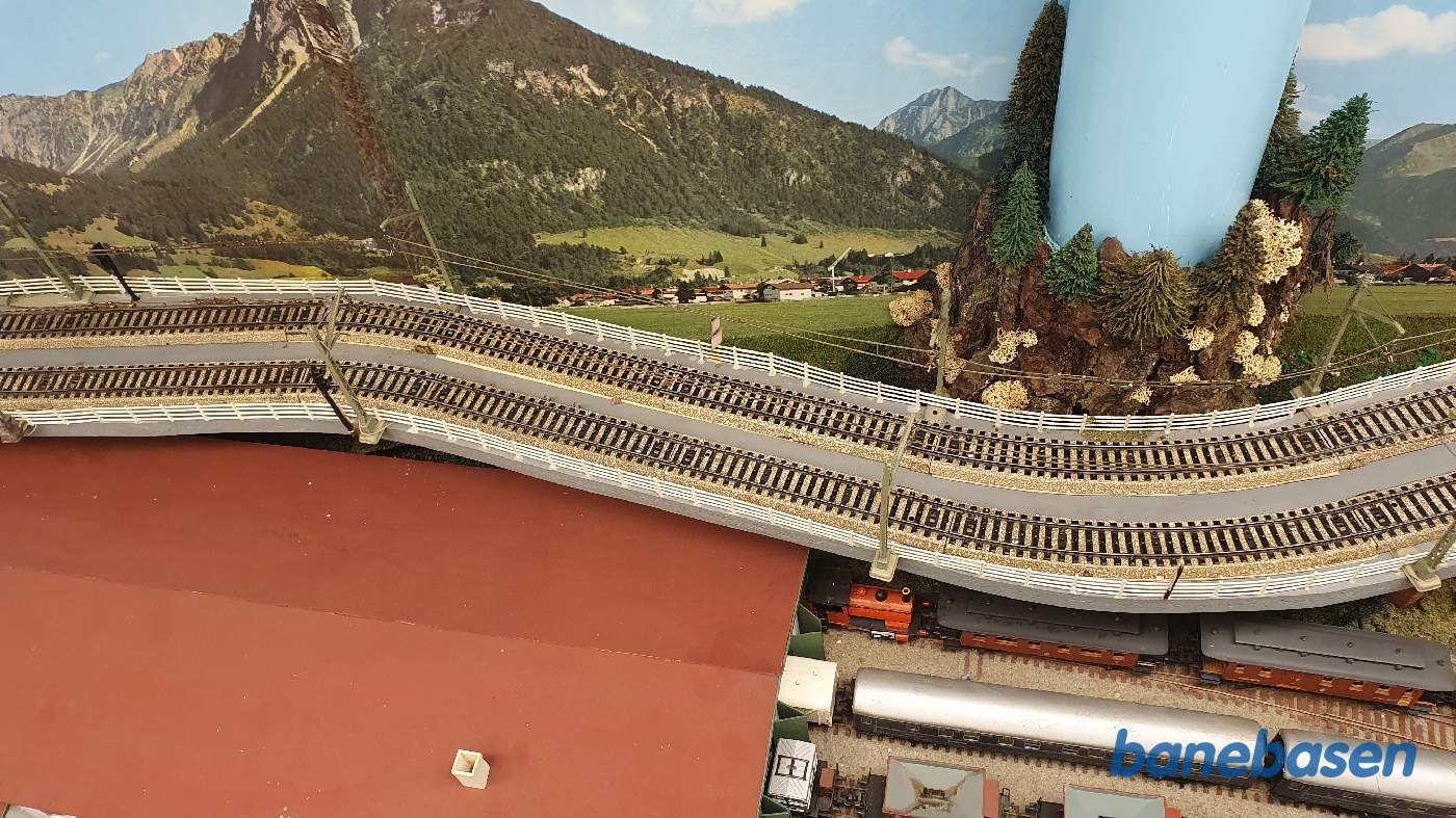 Luftfoto ude på den dobbeltsporede strækning Luftfoto ude på den dobbeltsporede strækning