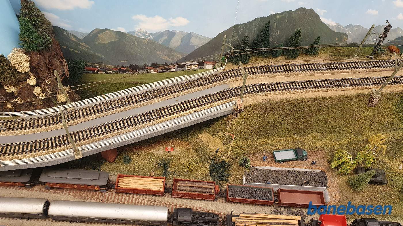 Luftfoto ude på den dobbeltsporede strækning Luftfoto ude på den dobbeltsporede strækning